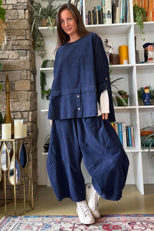Bateau Needlecord Lazy Layer Top Navy